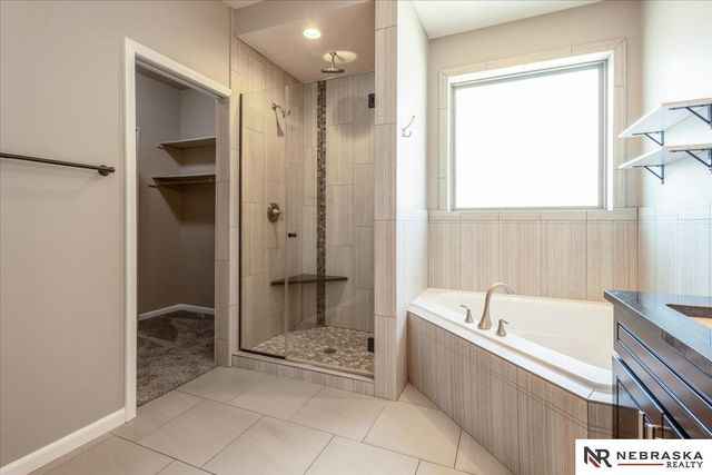 3043 N 95th Street, Lincoln, NE 68507