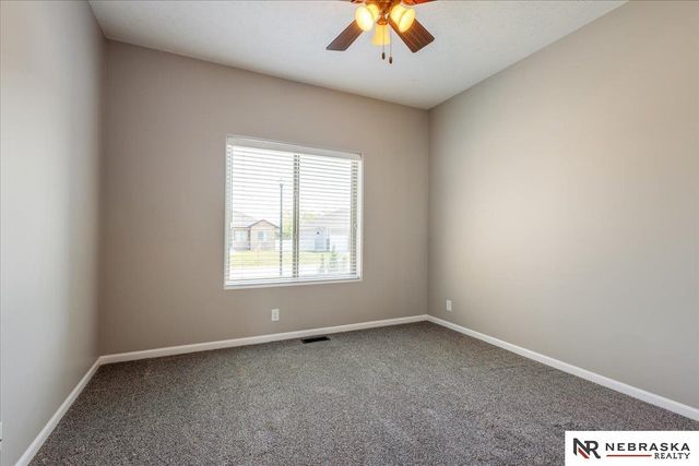 3043 N 95th Street, Lincoln, NE 68507