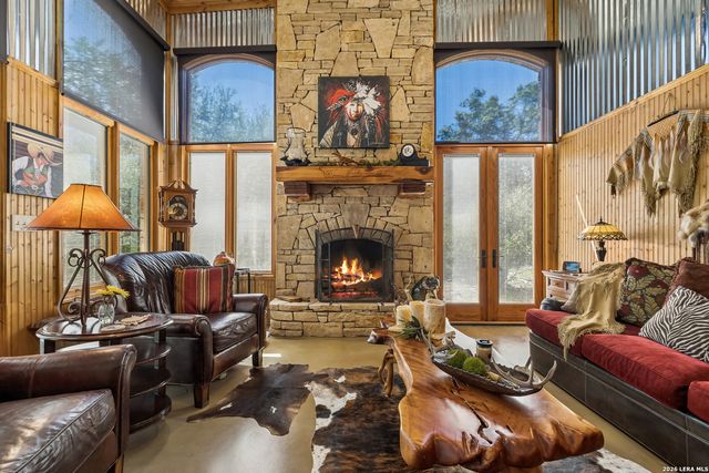 504 BUCK TRL, Canyon Lake, TX 78133
