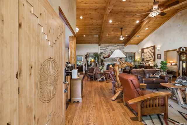 504 BUCK TRL, Canyon Lake, TX 78133