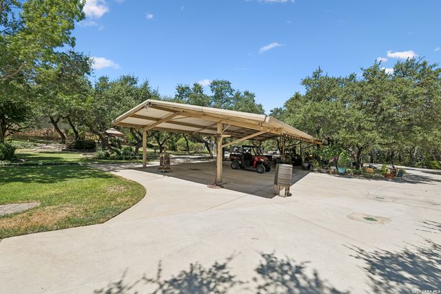 504 BUCK TRL, Canyon Lake, TX 78133