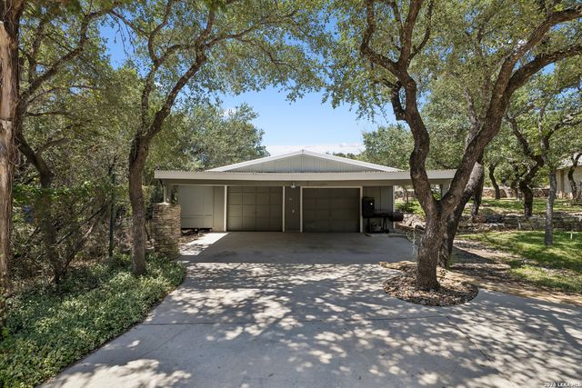504 BUCK TRL, Canyon Lake, TX 78133