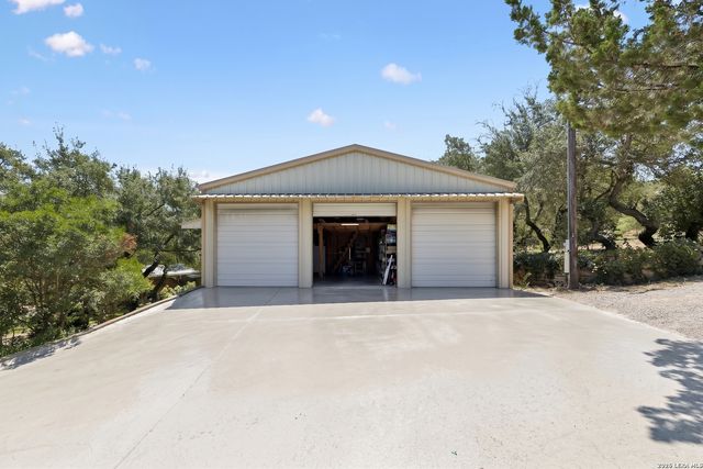504 BUCK TRL, Canyon Lake, TX 78133