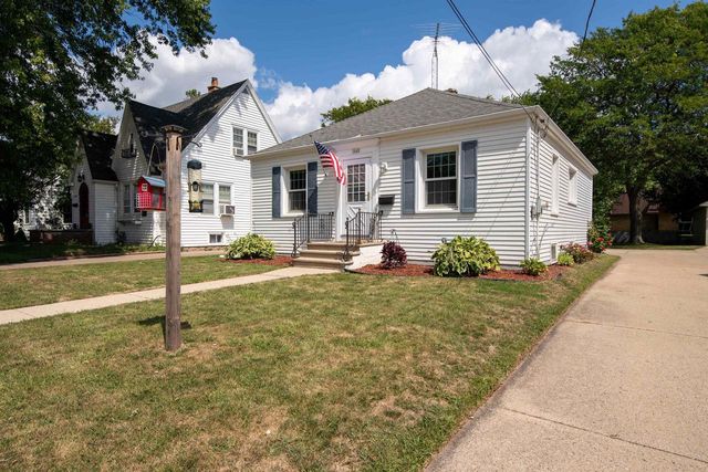 1642 SHERIDAN STREET, Oshkosh, WI 54901