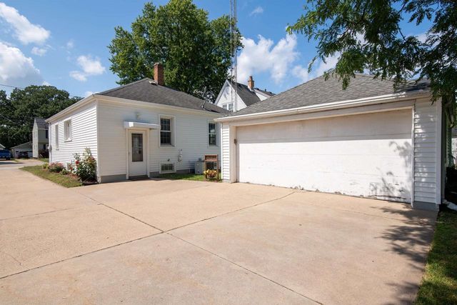 1642 SHERIDAN STREET, Oshkosh, WI 54901