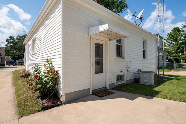 1642 SHERIDAN STREET, Oshkosh, WI 54901