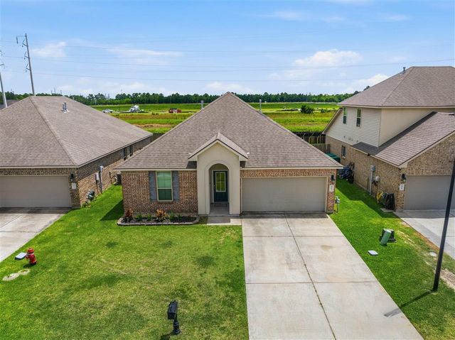 303 Oak Hampton Drive, Sulphur, LA 70665