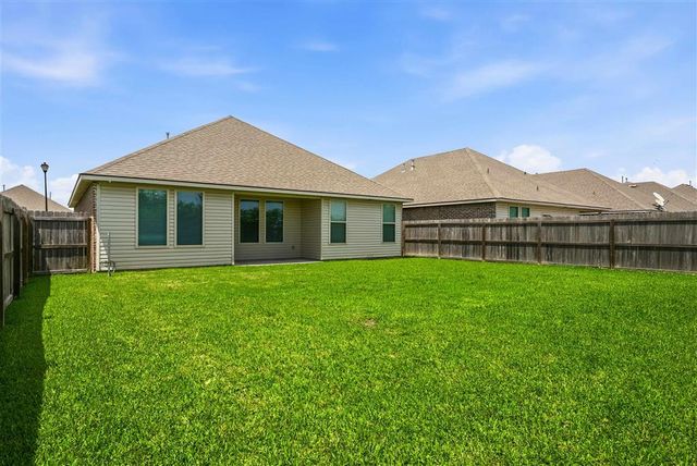 303 Oak Hampton Drive, Sulphur, LA 70665