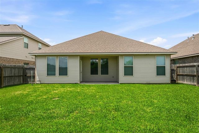 303 Oak Hampton Drive, Sulphur, LA 70665