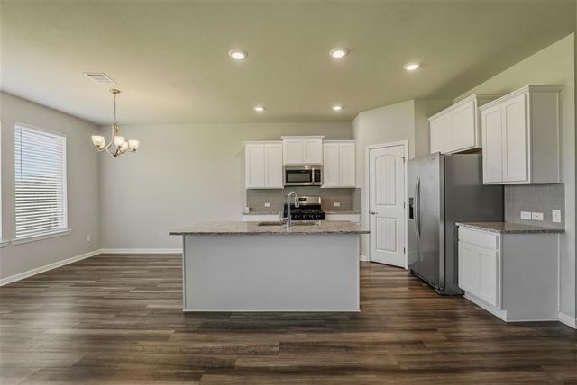 303 Oak Hampton Drive, Sulphur, LA 70665