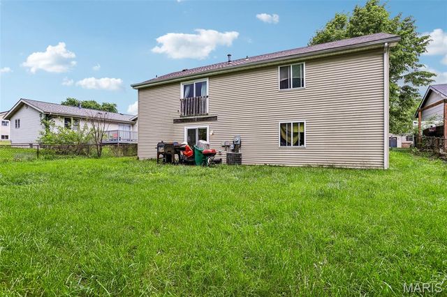 2342 Farnham Lane, Florissant, MO 63033