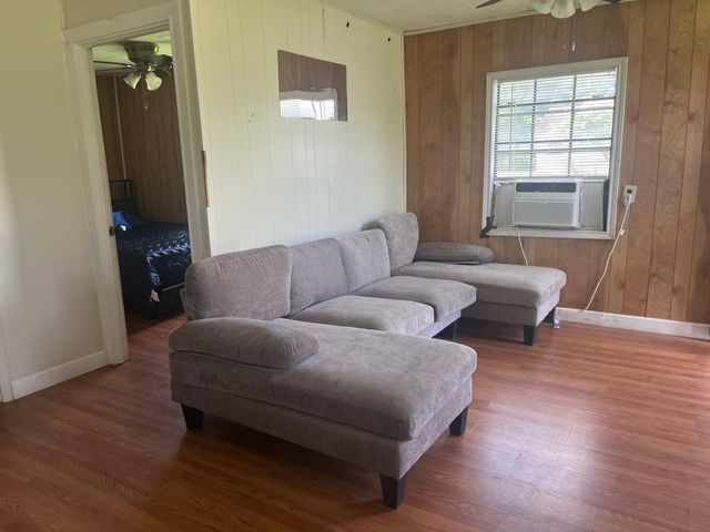 202 N Avenue C, Freeport, TX 77541