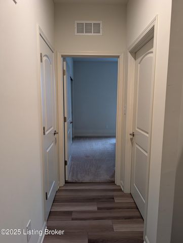 2861 Hamilton Springs Dr, Louisville, KY 40245