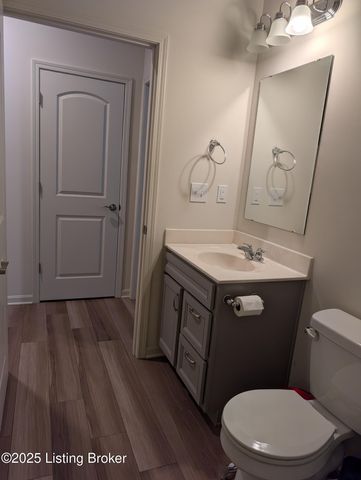 2861 Hamilton Springs Dr, Louisville, KY 40245