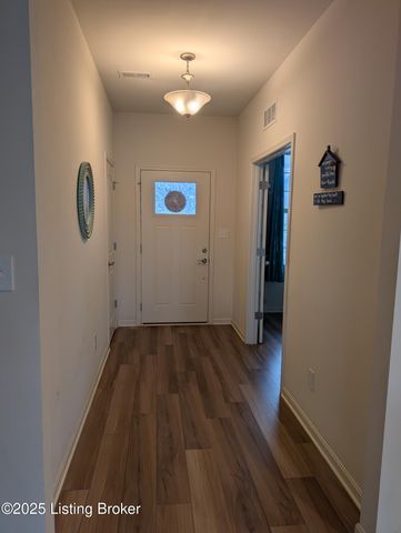 2861 Hamilton Springs Dr, Louisville, KY 40245