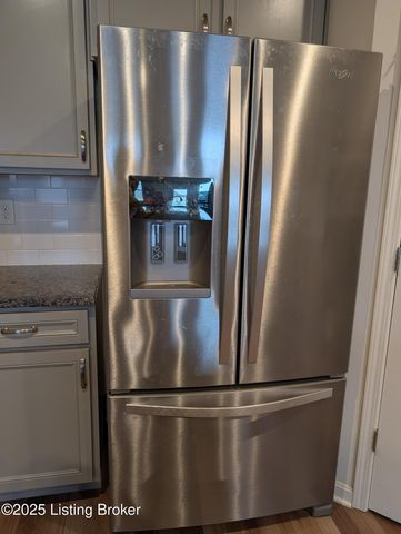 2861 Hamilton Springs Dr, Louisville, KY 40245