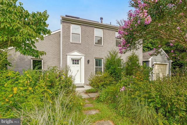 14652 WOONSOCKETT DR, Silver Spring, MD 20905