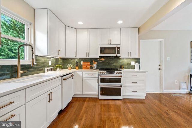 14652 WOONSOCKETT DR, Silver Spring, MD 20905