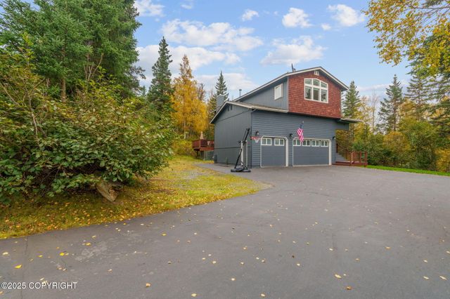 7140 Crooked Tree Drive, Anchorage, AK 99507