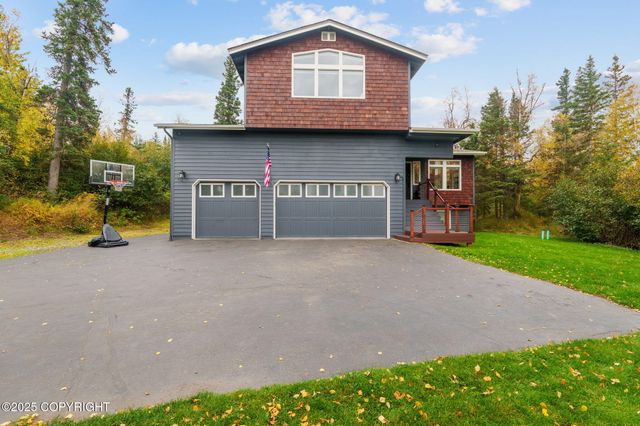 7140 Crooked Tree Drive, Anchorage, AK 99507