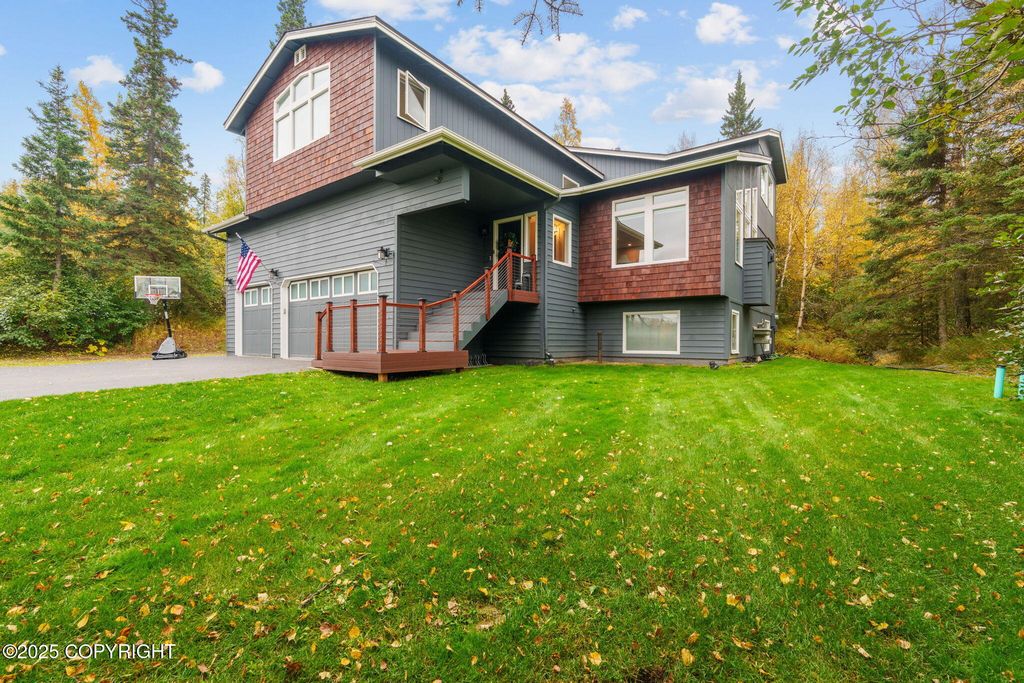 7140 Crooked Tree Drive, Anchorage, AK 99507