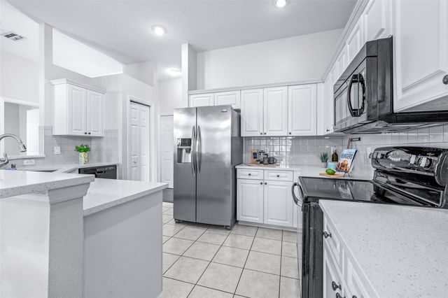 7805 BRISBANE COURT, New Port Richey, FL 34654