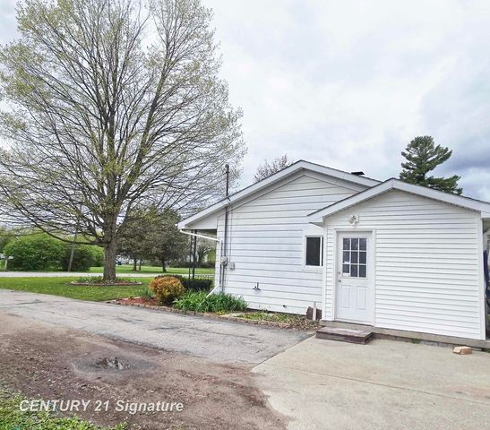 2405 Nebraska Avenue, Saginaw, MI 48601