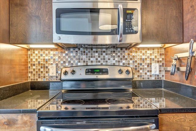 400 Salem Ave SW Unit 1D, Roanoke, VA 24016