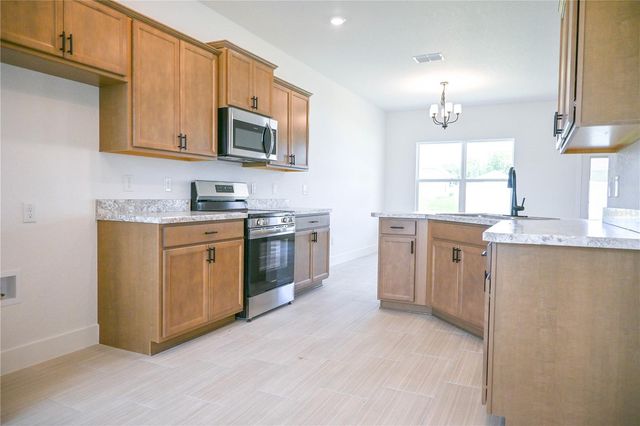3151 NE 45TH AVENUE, Ocala, FL 34470