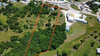 619 & 621 E Jefferson Avenue, Whitney, TX 76692
