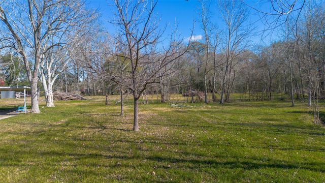 4935 Fm 1409, Dayton, TX 77535