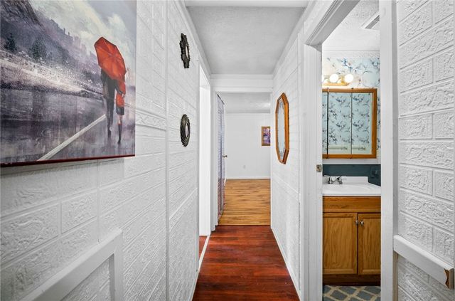 1152 W Gibson Ave, Connellsville, PA 15425