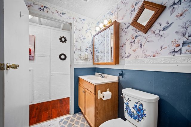 1152 W Gibson Ave, Connellsville, PA 15425