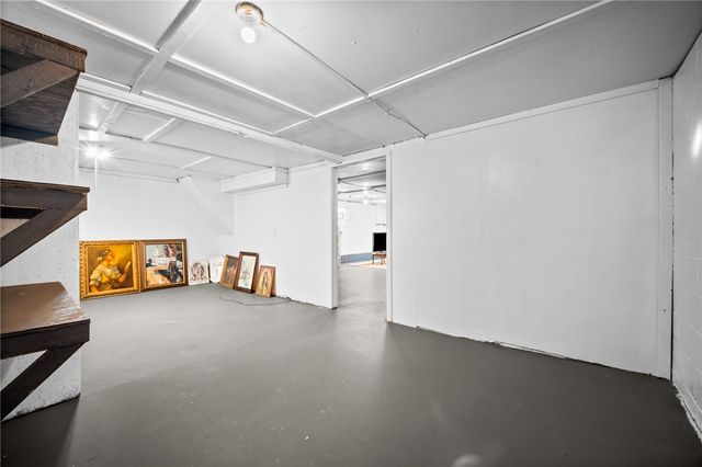 1152 W Gibson Ave, Connellsville, PA 15425