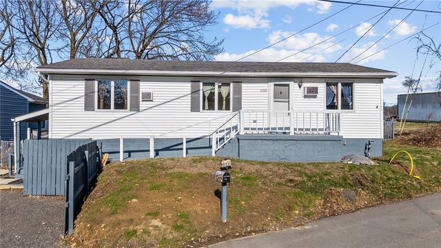 1152 W Gibson Ave, Connellsville, PA 15425