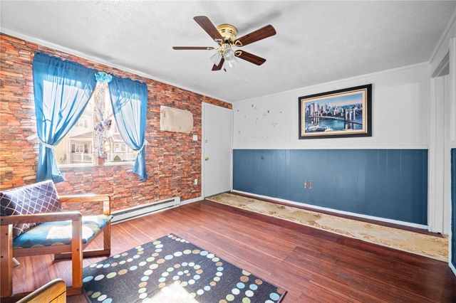 1152 W Gibson Ave, Connellsville, PA 15425