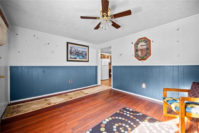 1152 W Gibson Ave, Connellsville, PA 15425