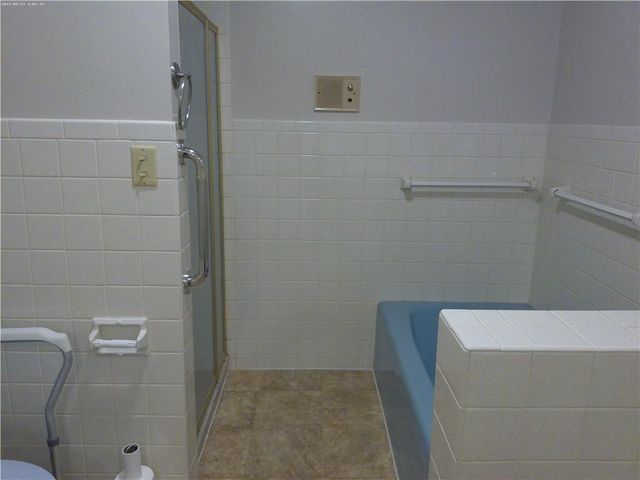 1 Holly Lane, Paola, KS 66071