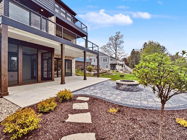 30248 Forest DRIVE, Burlington, WI 53105