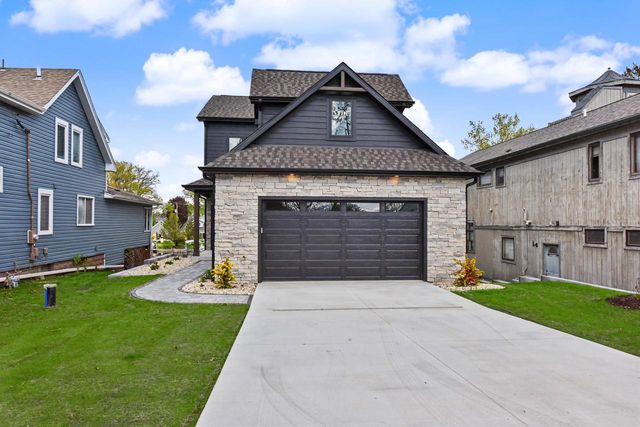 30248 Forest DRIVE, Burlington, WI 53105
