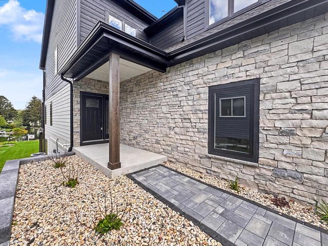30248 Forest DRIVE, Burlington, WI 53105