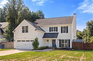 1030 Still Point Drive, Winston-salem, NC 27103