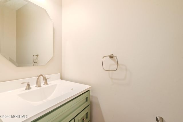 62 Secretariat Court, Tinton Falls, NJ 07724