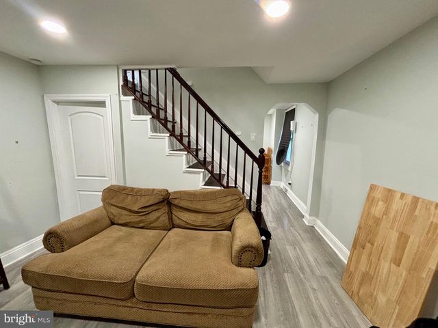 16 E FEDERAL ST, Burlington, NJ 08016