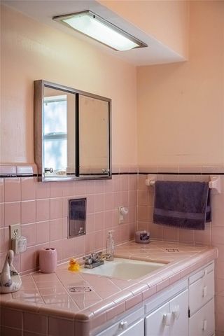 102 S LAKESHORE BOULEVARD, Lake Wales, FL 33853