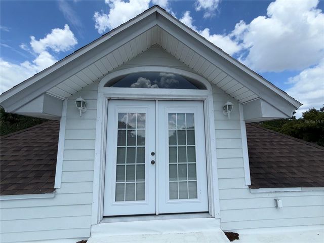 102 S LAKESHORE BOULEVARD, Lake Wales, FL 33853