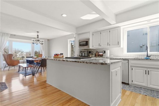 222 NW Locust Street, Lee's Summit, MO 64064
