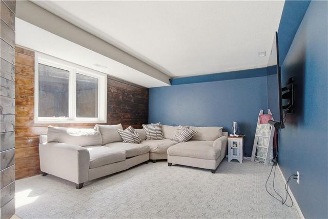 222 NW Locust Street, Lee's Summit, MO 64064