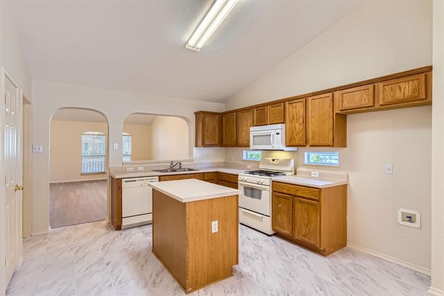 716 Scheel RD, Kyle, TX 78640