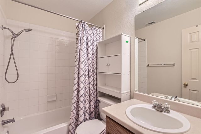 716 Scheel RD, Kyle, TX 78640